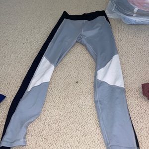 Gap Fit color block leggings